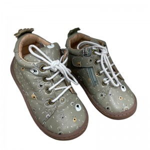 PREMIERES CHAUSSURES DEBOO...