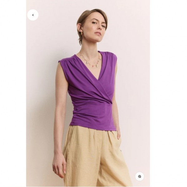 HAUT SANS MANCHE CACHE COEUR...