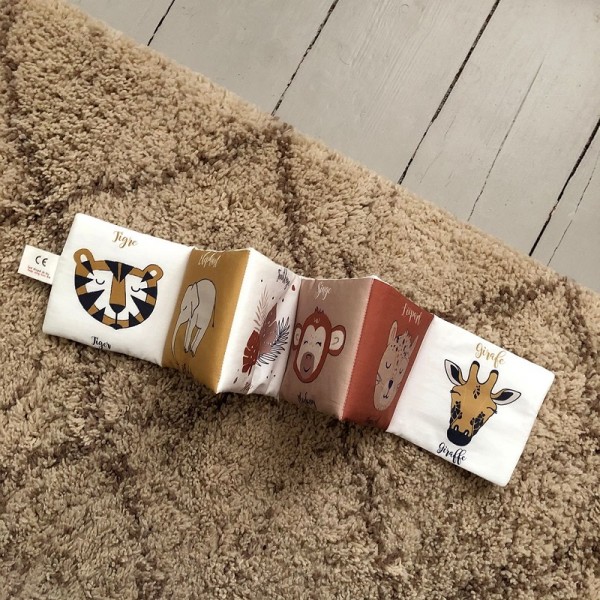 Livre d'éveil Animaux de la savane