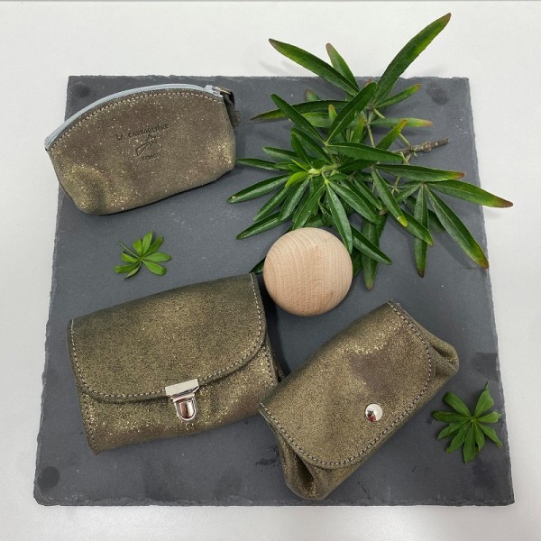 MINI TROUSSE A TRESORS CUIR VERT...