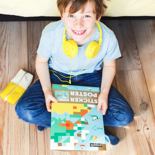 POSTER CRÉATIF + 1600 STICKERS CARTE...