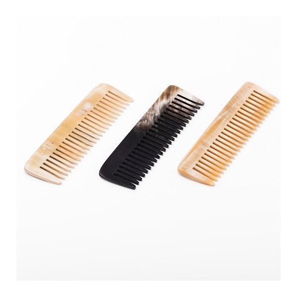 PEIGNE EN CORNE SPECIAL BARBE