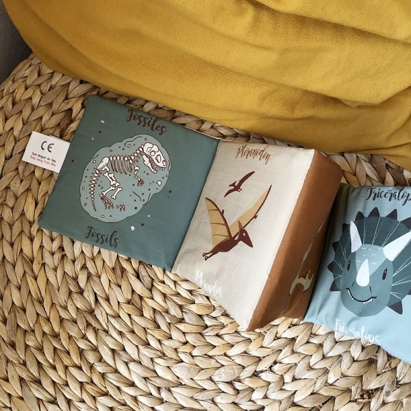 Livre d'éveil dinosaures