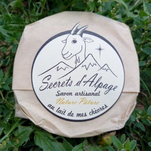 SAVON NEUTRE AU LAIT DE CHEVRE ARTISANAL ET FABRIQUE EN ARDECHE VERTE - SECRETS D ALPAGE 2