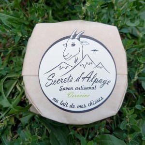 SAVON AU LAIT DE CHEVRE ET VERVEINE FAIT MAIN EN ARDECHE - SECRETS D ALPAGE 2