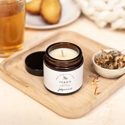 BOUGIE NATURELLE COULEE A LA MAIN EN FRANCE AU PARFUM DE JASMIN - IOKKO