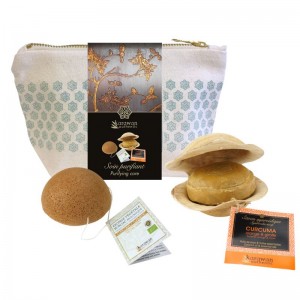 TROUSSE COFFRET SAVON...